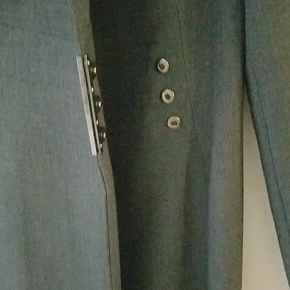 Dress - Picture 4 of 6